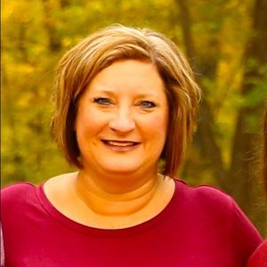 Meet your Posher, Courtney